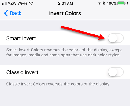 иос тамни режим укључује паметну инверту