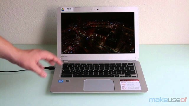 Сличица видео снимка за иоутубе видео Тосхиба ЦБ35-А3120 преглед Цхромебоок-а и пренос